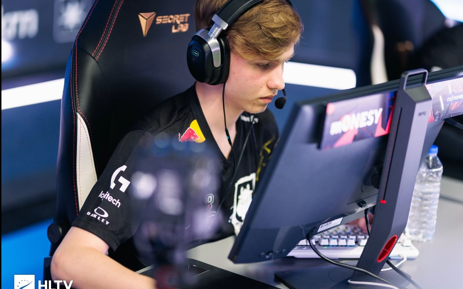 西的进攻核 西的进攻核